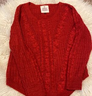 Large  Kohls SO brand Perfect Pullover red holiday Christmas womens sweater cozy